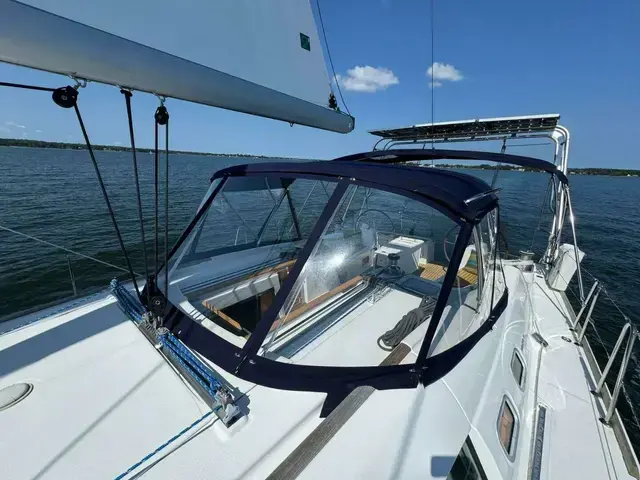 Beneteau Oceanis 49