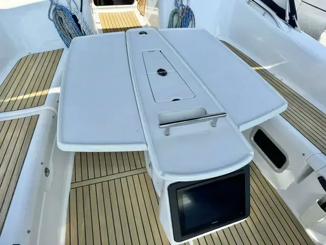 Beneteau Oceanis 49