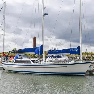 1989 Freedom 47 Pilothouse