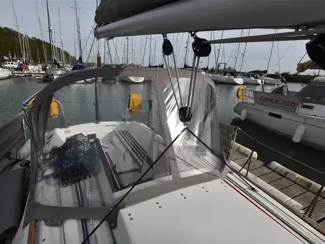 Beneteau First 285