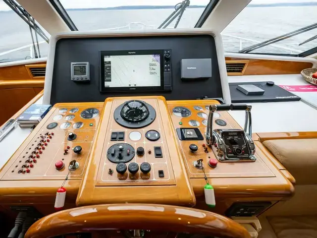 Compass Pilothouse