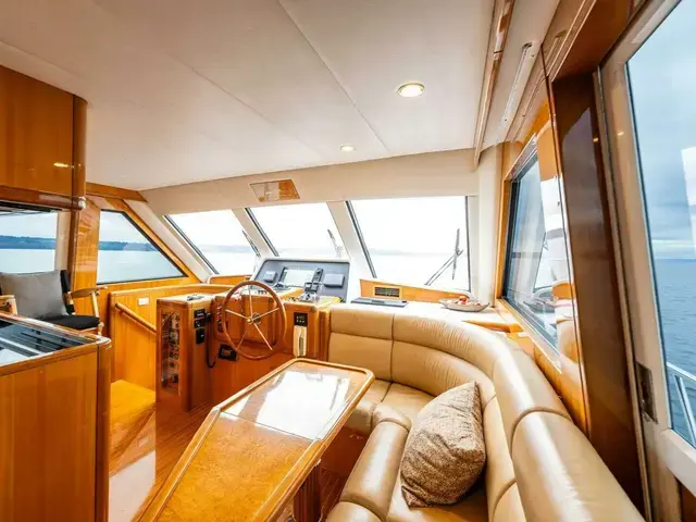 Compass Pilothouse