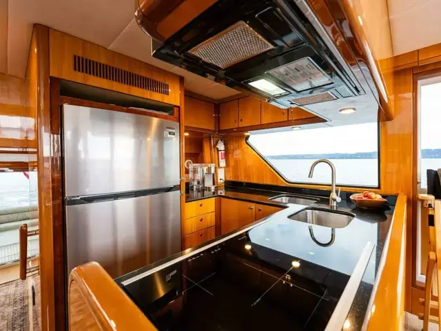 Compass Pilothouse