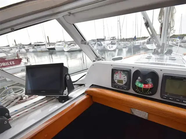 Hallberg Rassy 310