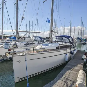 2014 Bavaria 33 Cruiser