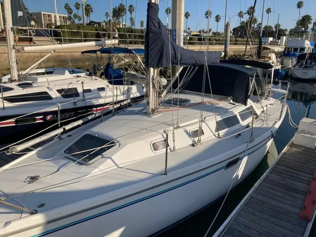 1995 Catalina 320