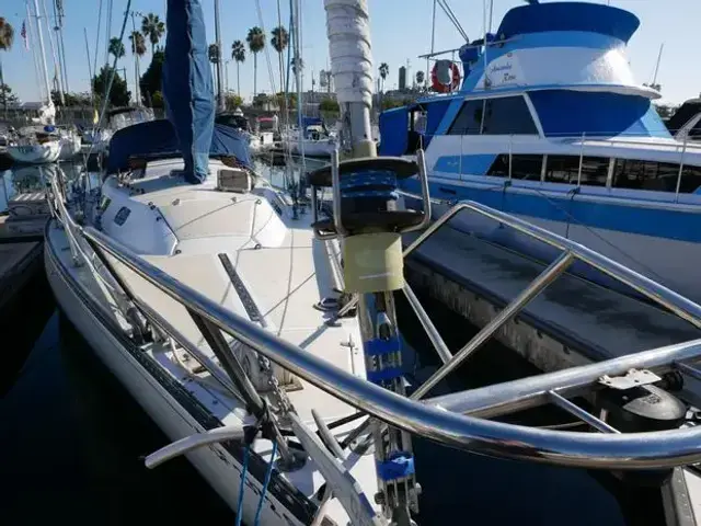 Catalina 38