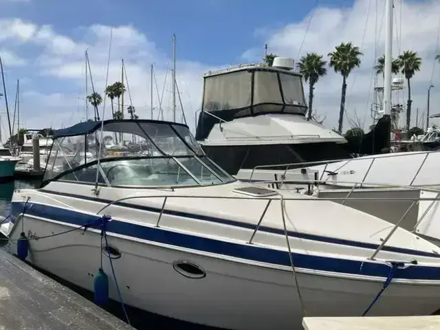 Rinker Fiesta Vee 270