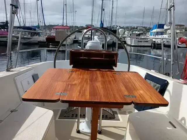 Tartan 37' Cutter