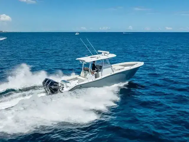 Billfish 39 Center Console w-Tower