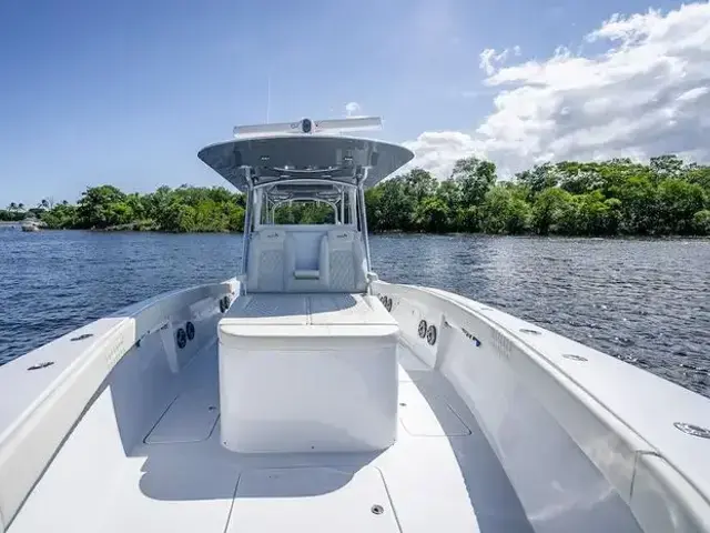 Billfish 39 Center Console w-Tower