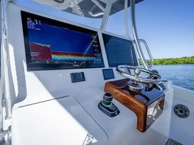 Billfish 39 Center Console w-Tower