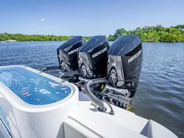 Billfish 39 Center Console w-Tower