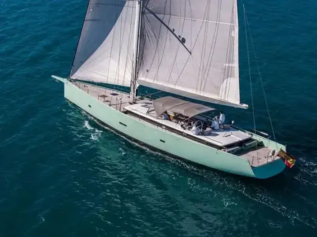 Y Yachts PEREGRIN