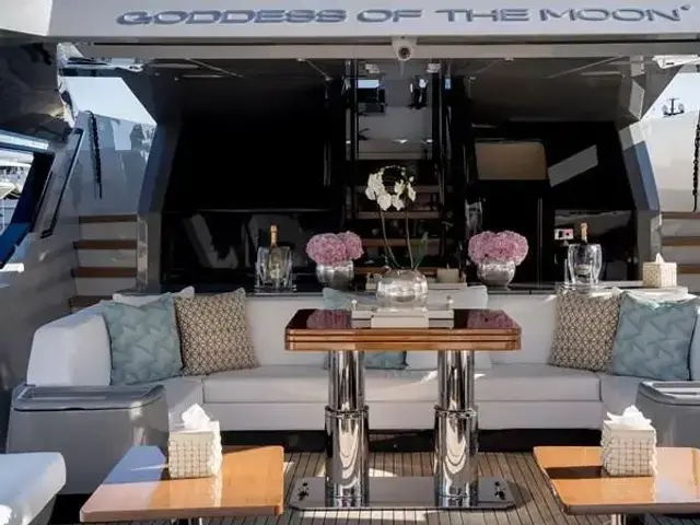 Arcadia Yachts GODDESS OF THE MOON