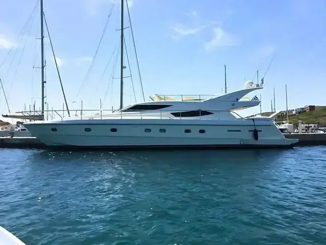 Ferretti Yachts 620