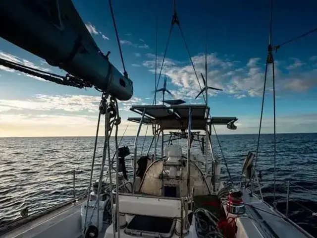 DEVONPORT YACHTS IRONBARQUE