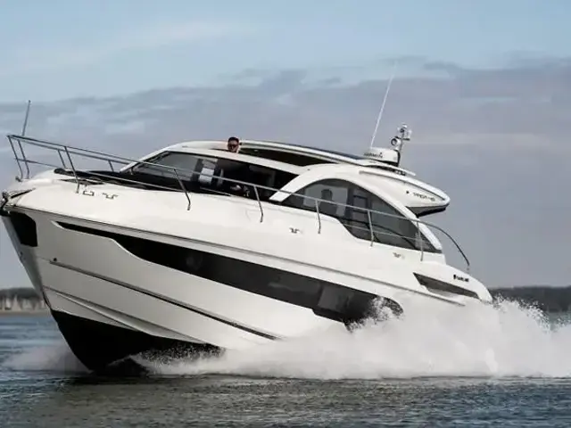 Fairline TOJO