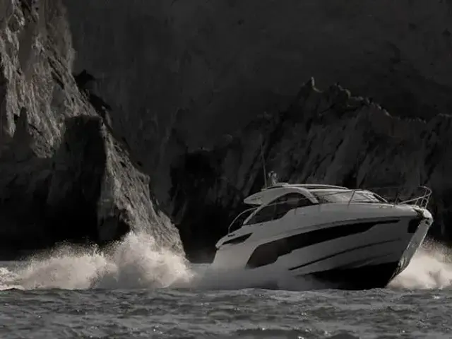 Fairline TOJO