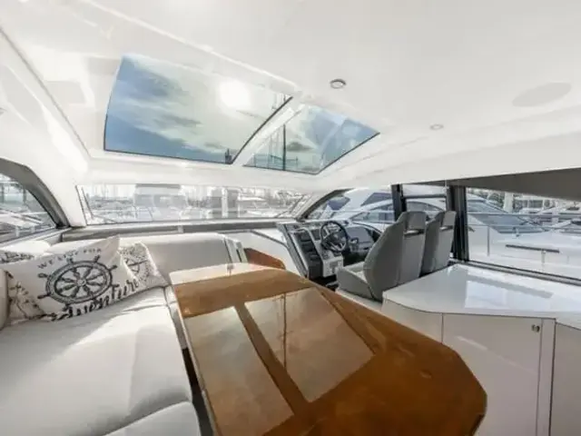 Fairline TOJO