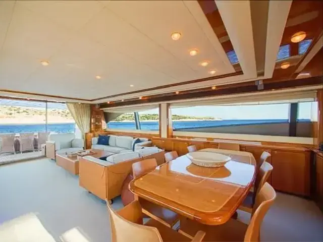 Ferretti Yachts Ferretti 881