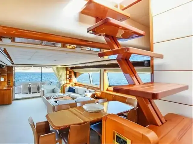 Ferretti Yachts Ferretti 881