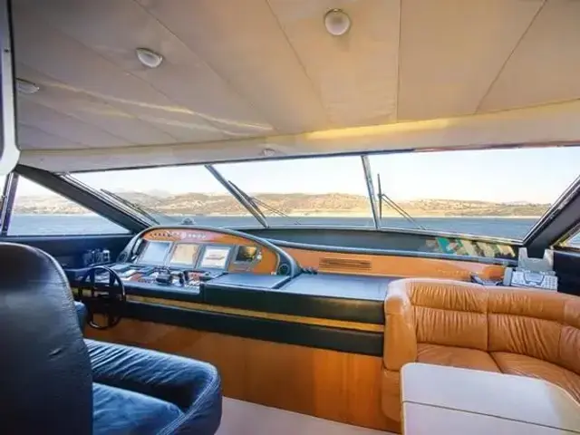 Ferretti Yachts Ferretti 881