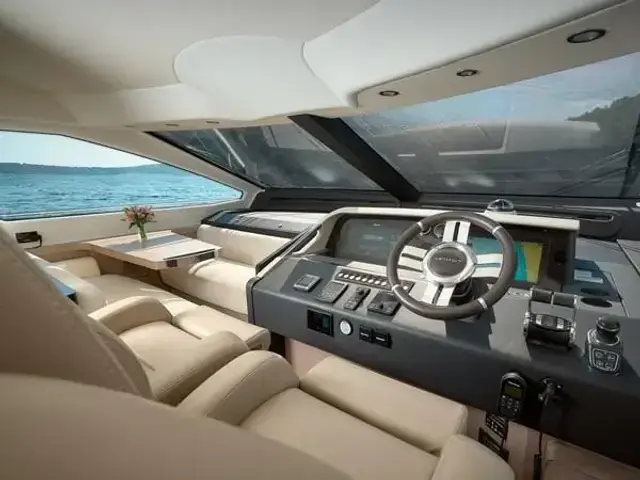 Azimut Atlantis