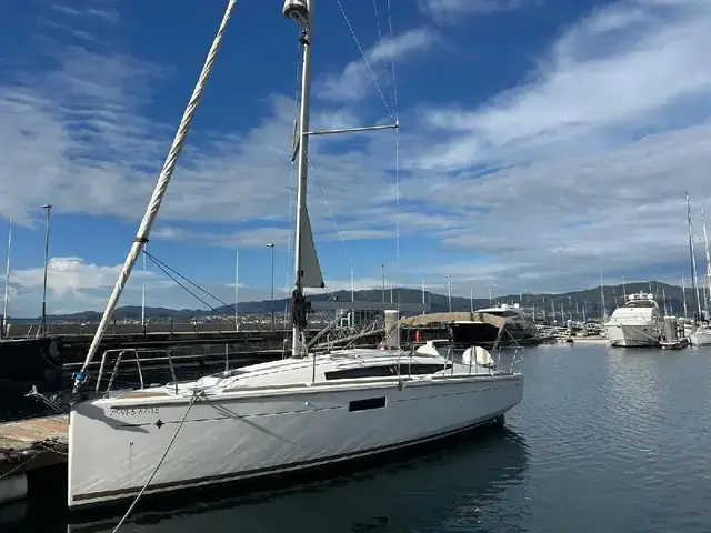 Jeanneau Sun Odyssey 349 for sale in Spain for €120,000 ($124,675)