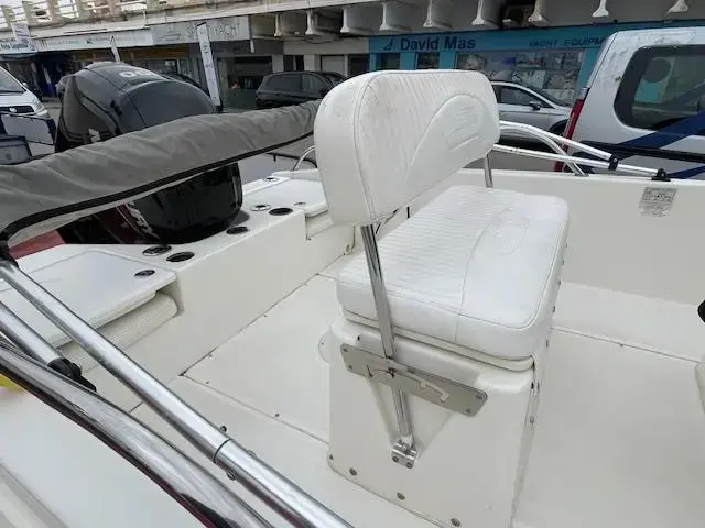 Boston Whaler 170 Dauntless