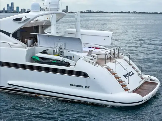 Mangusta 108