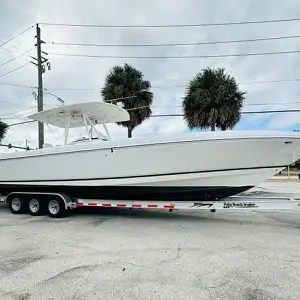 2004 Intrepid 370