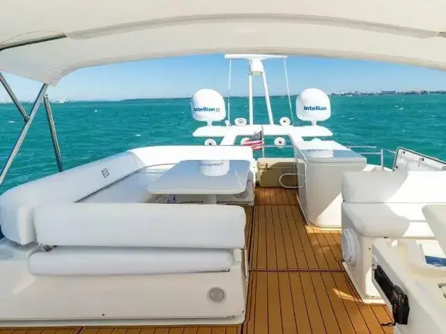 Ferretti Yachts 660