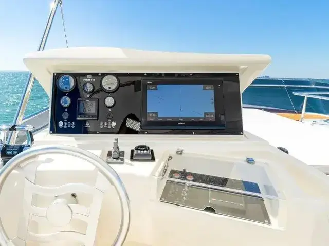 Ferretti Yachts 660