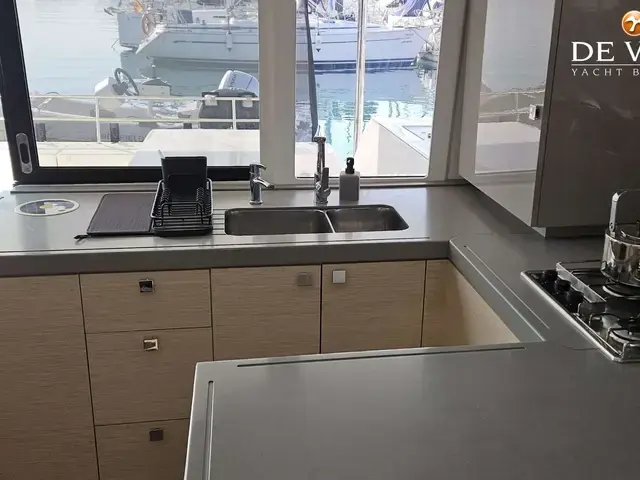 Fountaine Pajot Astrea 42