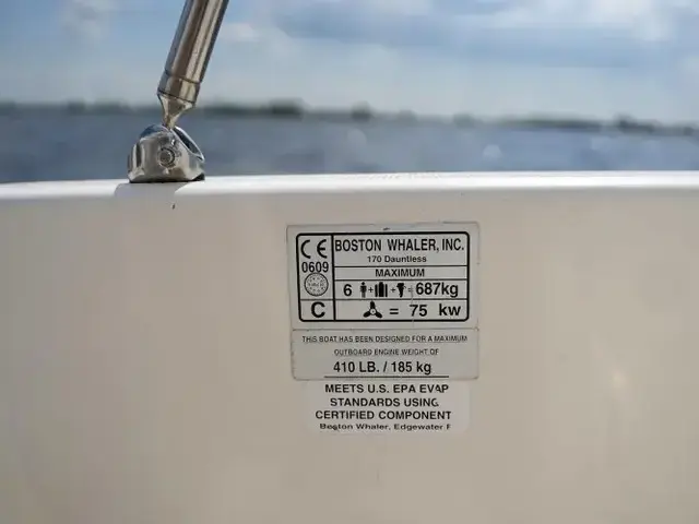 Boston Whaler 170 Dauntless