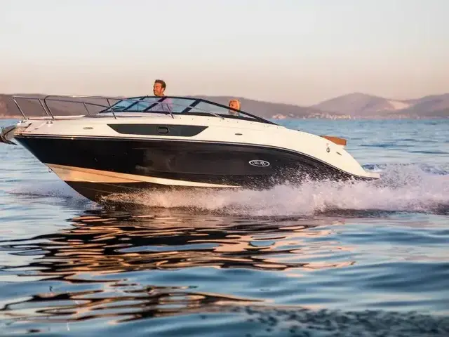 Sea Ray Sun Sport 230