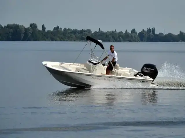 Boston Whaler 170 Montauk