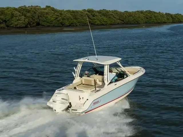 Boston Whaler 240 Vantage