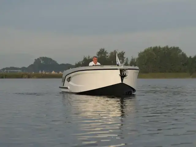 Alfastreet Marine 21 Open