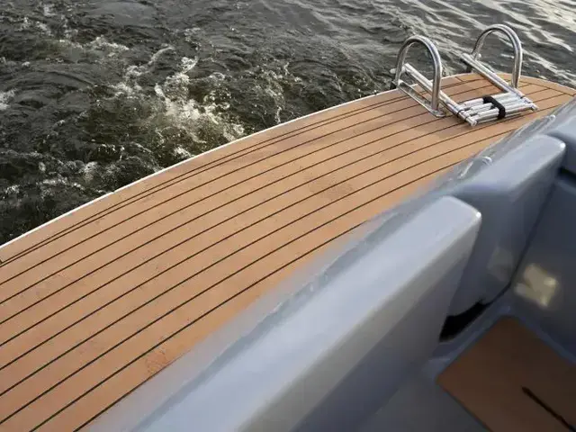 Alfastreet Marine 21 Open