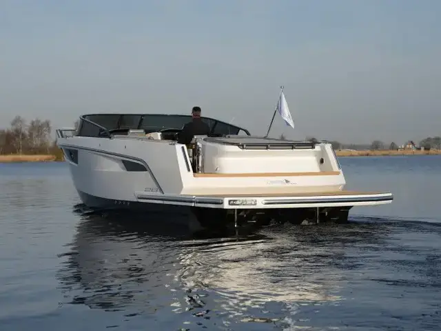 Alfastreet Marine 28 Cabin Motor