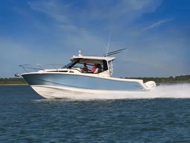 Boston Whaler 325 Conquest