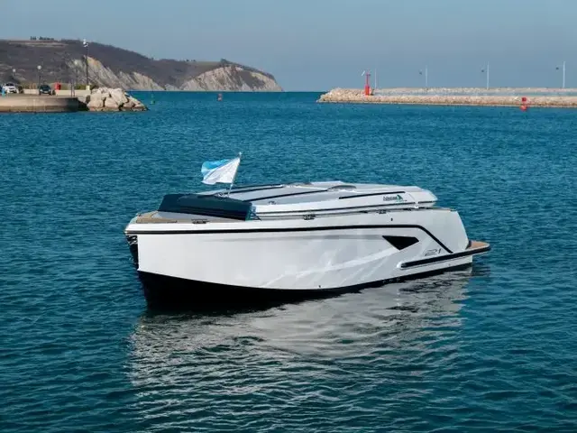 Alfastreet Marine 21 Open