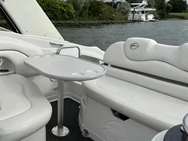 Crownline 315 Scr