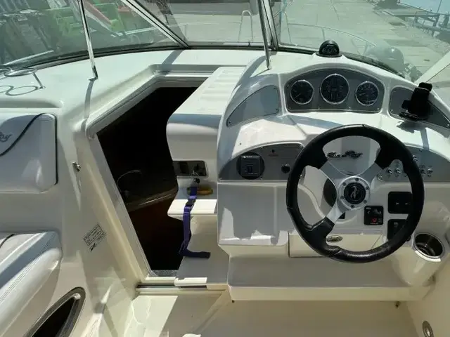 Sea Ray 255 Sundancer