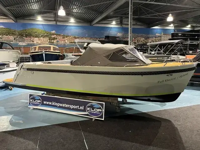 Maxima Boats 720 Retro elektrisch-hybride op voorraad!