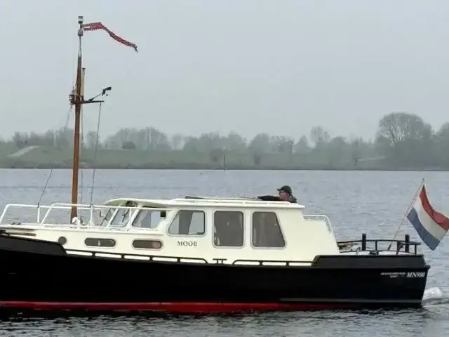 Motor Yacht Mooie Nel 9.50 OK