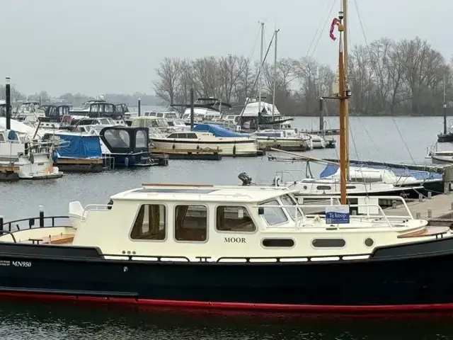 Motor Yacht Mooie Nel 9.50 OK