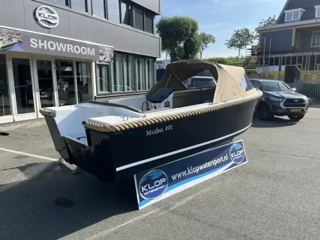 Maxima Boats 490 in kleurstelling donkerblauw - wit op voorraad!